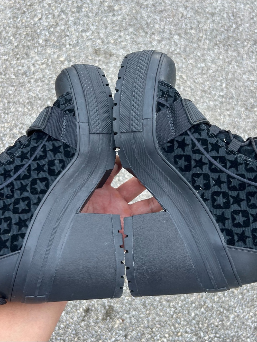 Converse Chuck Taylor All Star GR82 Womens 9 Black Velvet Platform Boots 566159C - Picture 6 of 9